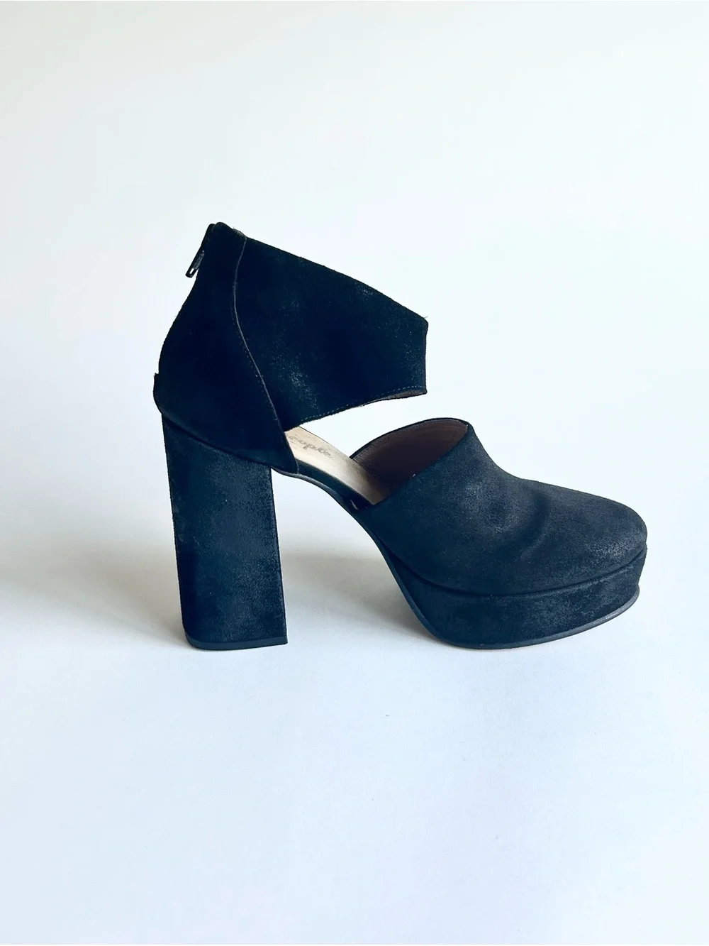 Free People Black Genuine Leather Close Toe Platform Heels size EUR 40, US 9.5